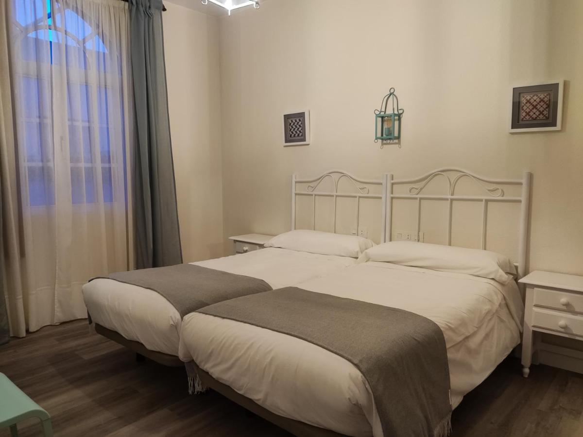 Hostal Andalucia Chipiona Extérieur photo