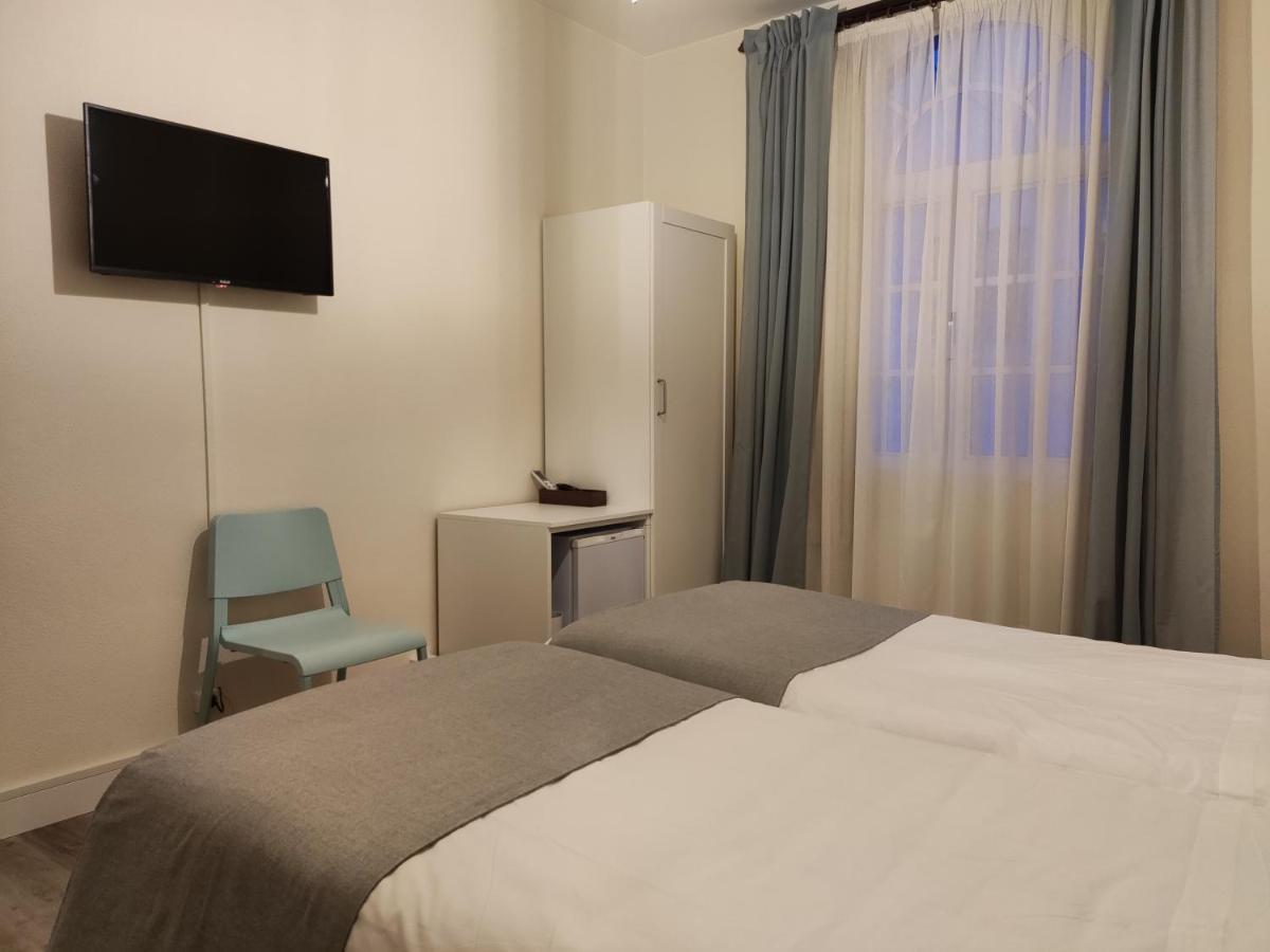 Hostal Andalucia Chipiona Extérieur photo
