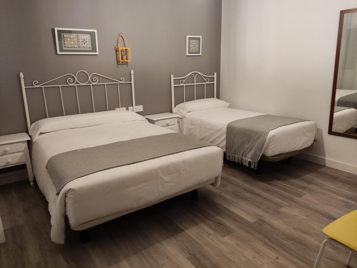 Hostal Andalucia Chipiona Extérieur photo