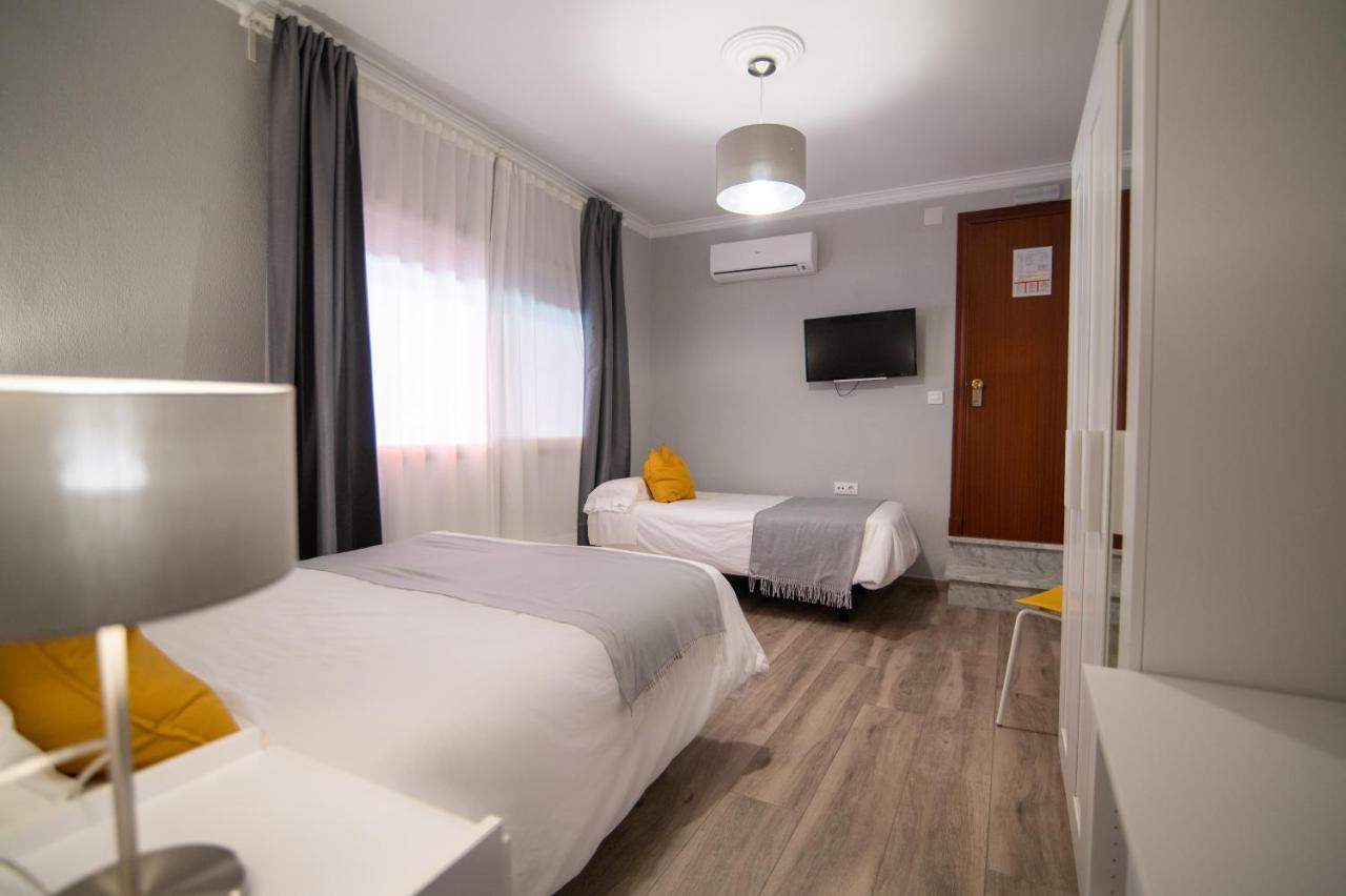 Hostal Andalucia Chipiona Extérieur photo