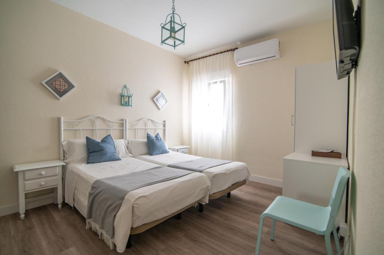 Hostal Andalucia Chipiona Extérieur photo